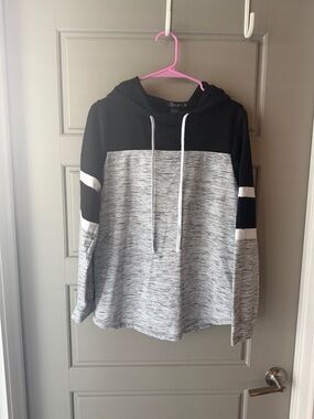 Miss Chievous Black and Heather Gray Marled Colorblock Hoodie